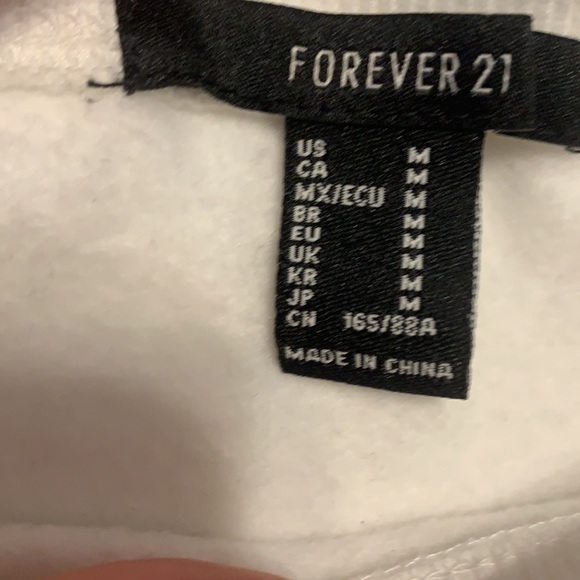 White plain cropped crew neck - Picture 4 of 4